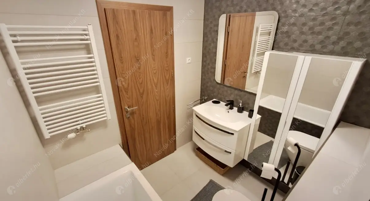 Kiadó albérlet 699000 Ft/hó áron: Budapest, XI. kerület  Rupphegyi út. Mérete: 108 nm, 3 szobás | Alberlet.hu - 6620548