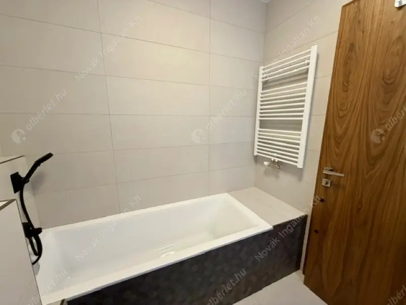 Kiadó albérlet 699000 Ft/hó áron: Budapest, XI. kerület  Rupphegyi út. Mérete: 108 nm, 3 szobás | Alberlet.hu - 6620553