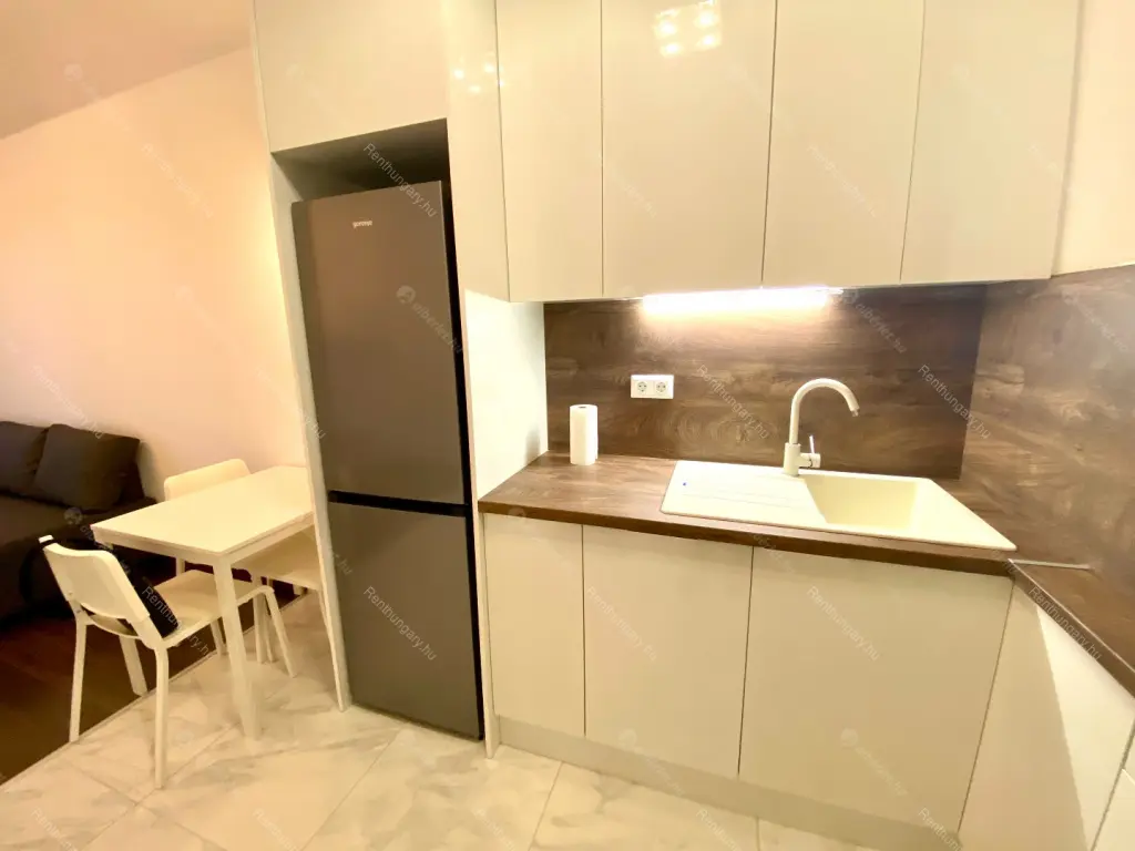 Kiadó albérlet 340000 Ft/hó áron: Budapest, XI. kerület  Rupphegyi út. Mérete: 50 nm, 2 szobás | Alberlet.hu - 6706275