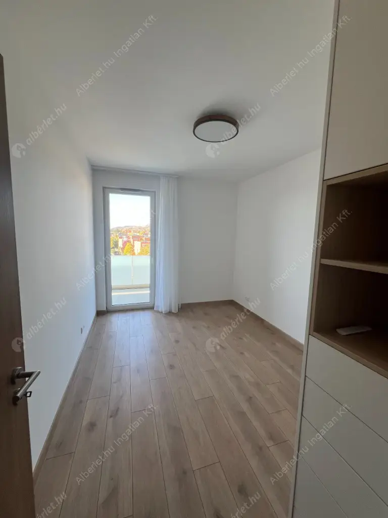 Kiadó albérlet 520000 Ft/hó áron: Budapest, XI. kerület  Rupphegyi út. Mérete: 68 nm, 3 szobás | Alberlet.hu - 6581349