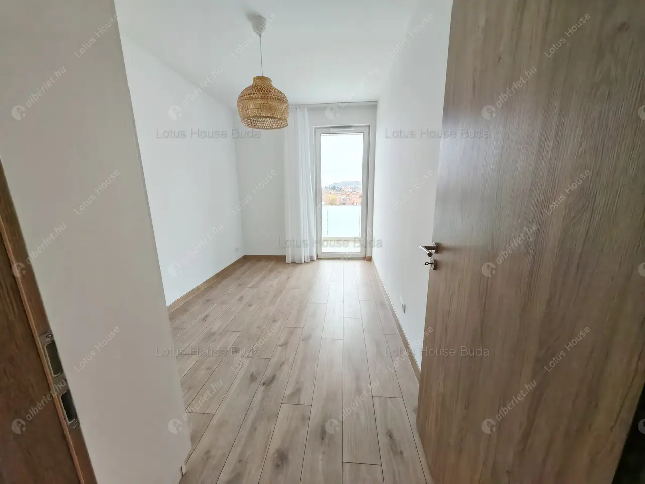 Kiadó albérlet 500000 Ft/hó áron: Budapest, XI. kerület  Rupphegyi út. Mérete: 68 nm, 3 szobás | Alberlet.hu - 6588241