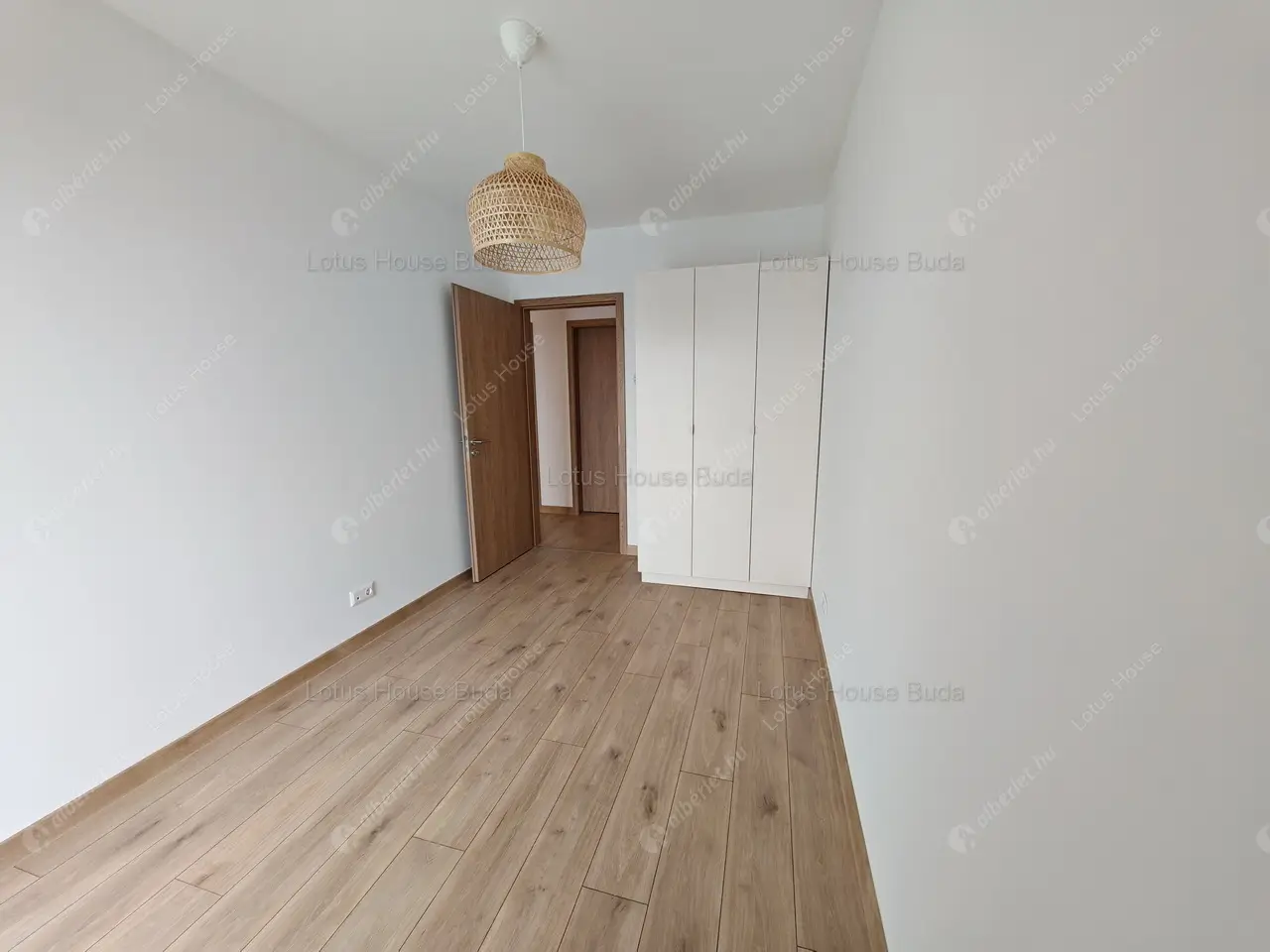 Kiadó albérlet 500000 Ft/hó áron: Budapest, XI. kerület  Rupphegyi út. Mérete: 68 nm, 3 szobás | Alberlet.hu - 6588242