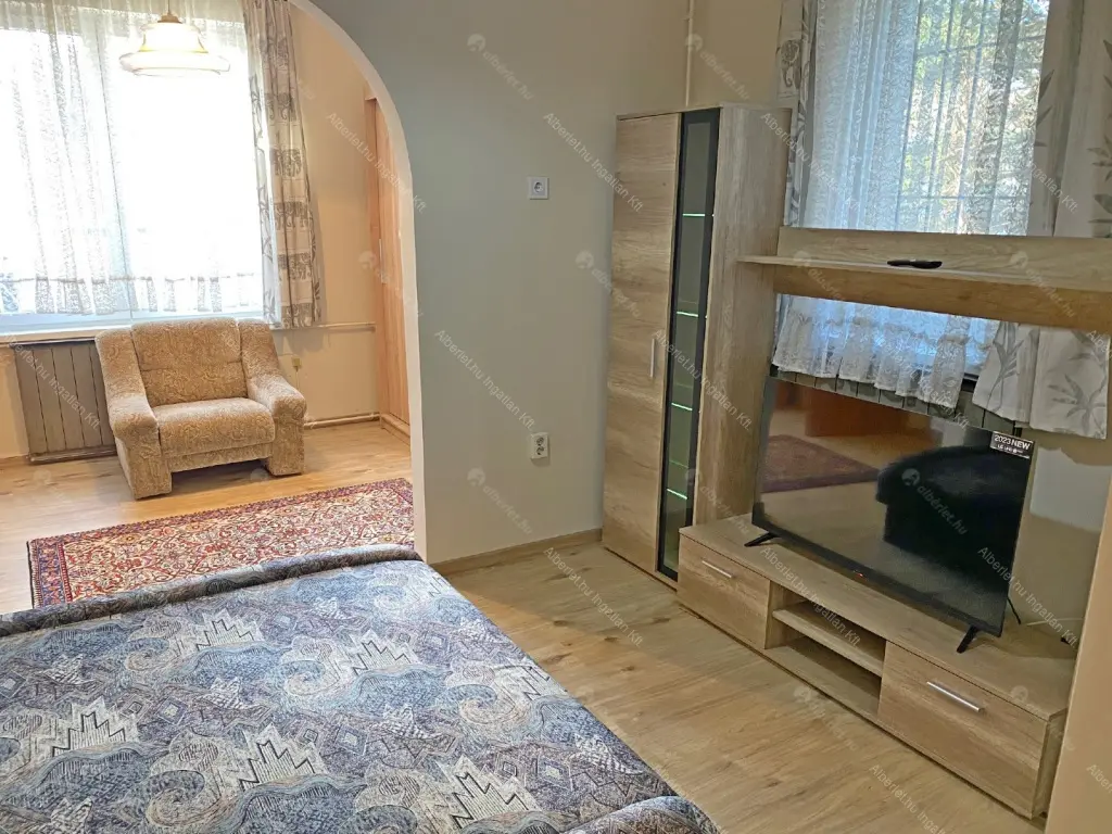 Kiadó albérlet 200000 Ft/hó áron: Budapest, XI. kerület  Sáfrány utca. Mérete: 32 nm, 1 szobás | Alberlet.hu - 6696062