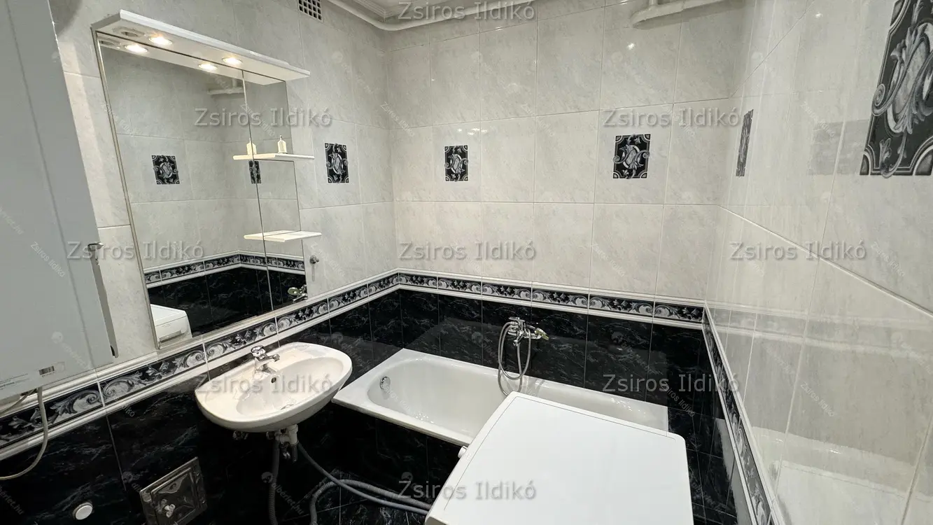 Kiadó albérlet 320000 Ft/hó áron: Budapest, XI. kerület  Sasad . Mérete: 64 nm, 2 szobás | Alberlet.hu - 6703925