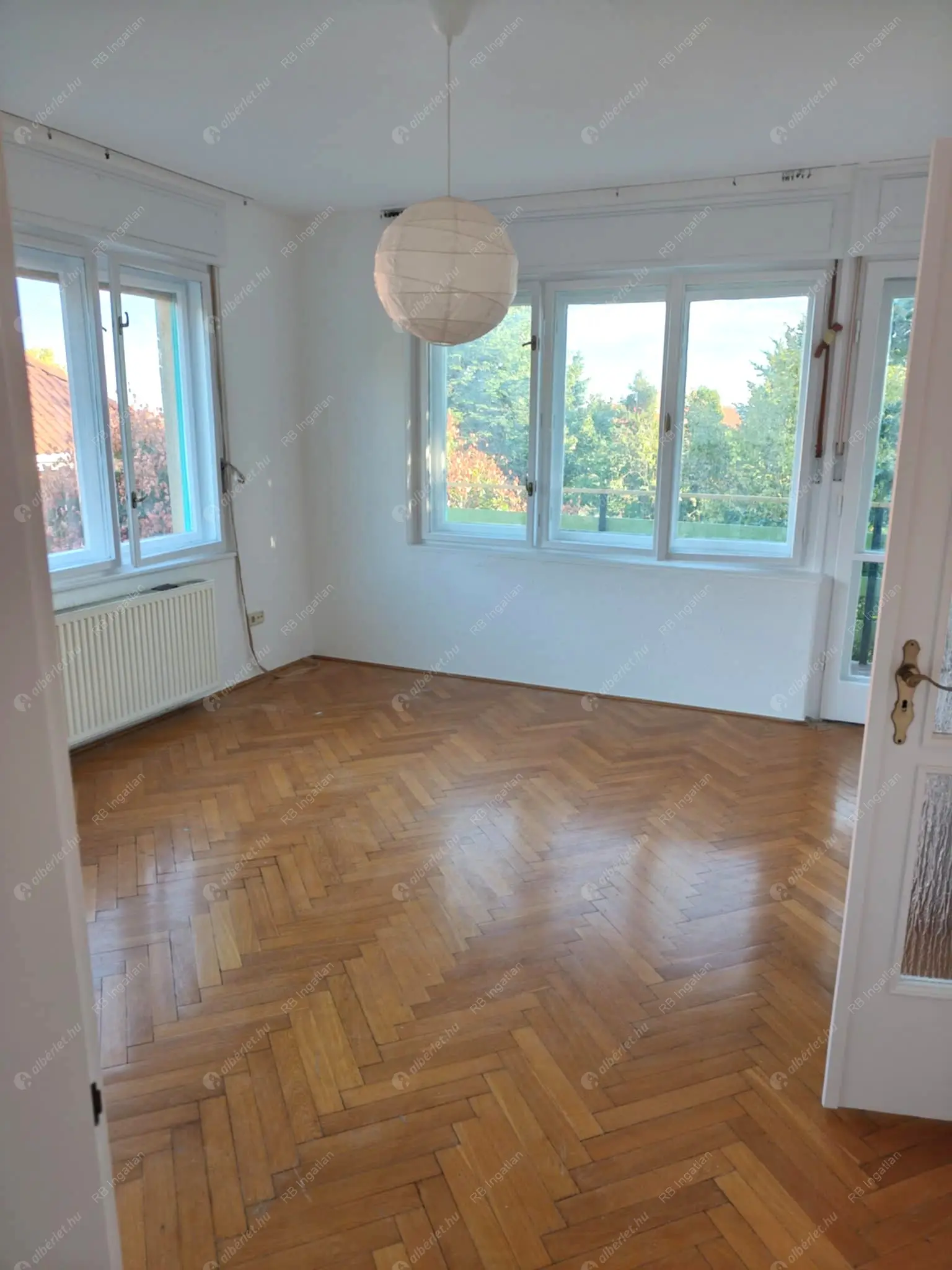 Kiadó albérlet 290000 Ft/hó áron: Budapest, XI. kerület  Sasadi köz. Mérete: 54 nm, 2 szobás | Alberlet.hu - 6554828