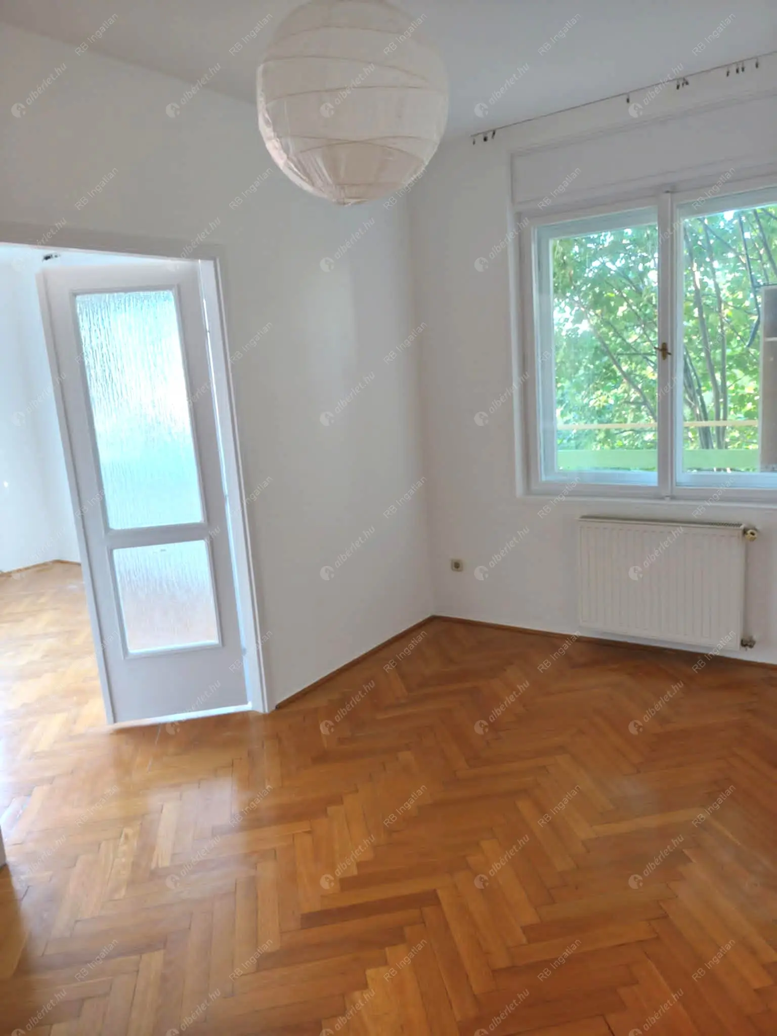 Kiadó albérlet 290000 Ft/hó áron: Budapest, XI. kerület  Sasadi köz. Mérete: 54 nm, 2 szobás | Alberlet.hu - 6554829