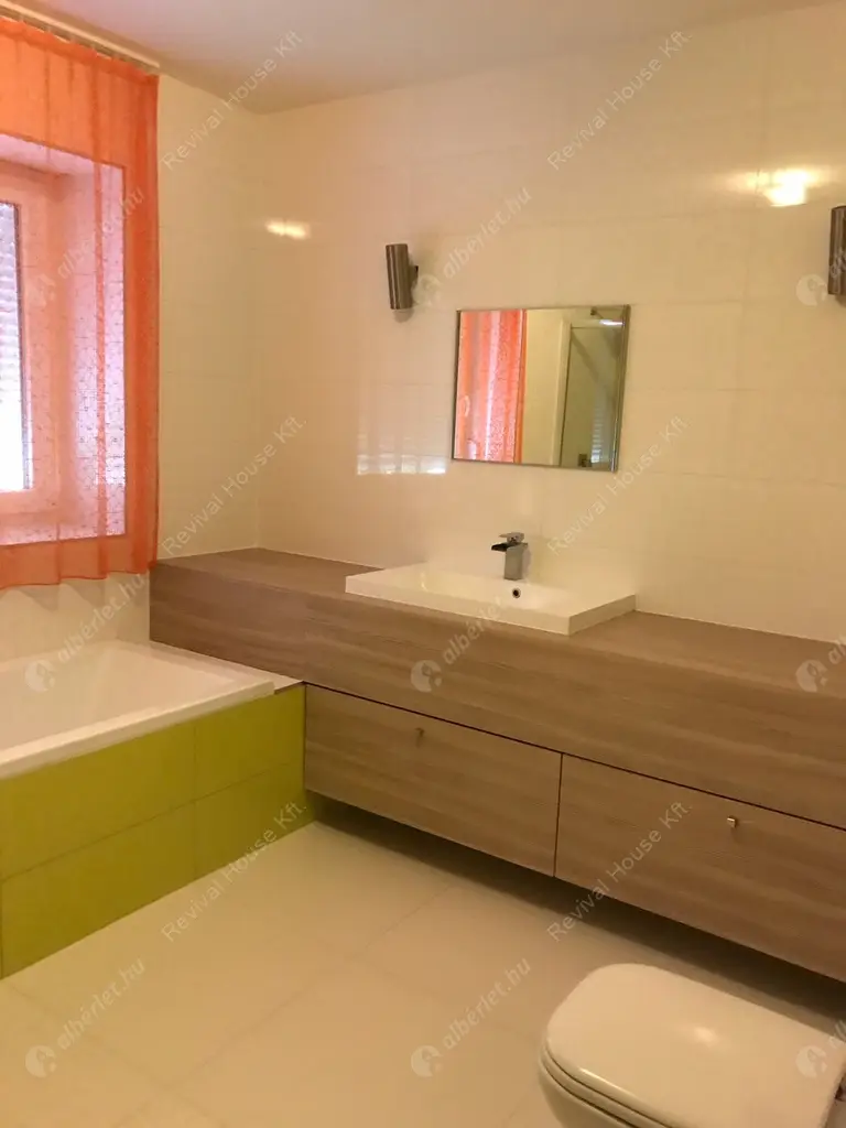 Kiadó albérlet 1000000 Ft/hó áron: Budapest, XI. kerület  Sasadi út. Mérete: 400 nm, 5 szobás | Alberlet.hu - 4717910