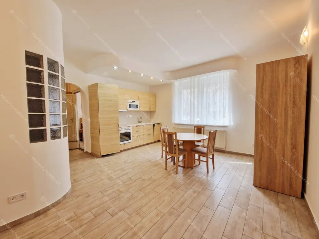 Kiadó albérlet 270000 Ft/hó áron: Budapest, XI. kerület  Somogyi út. Mérete: 45 nm, 1 szobás | Alberlet.hu - 6700483