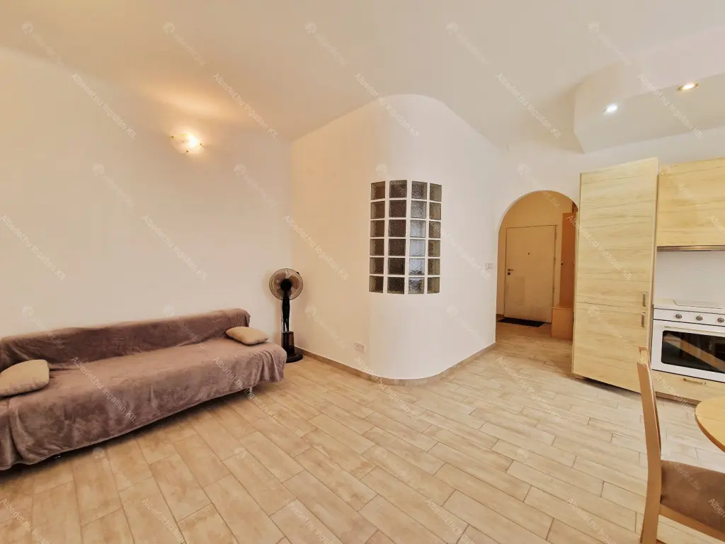 Kiadó albérlet 270000 Ft/hó áron: Budapest, XI. kerület  Somogyi út. Mérete: 45 nm, 1 szobás | Alberlet.hu - 6700484