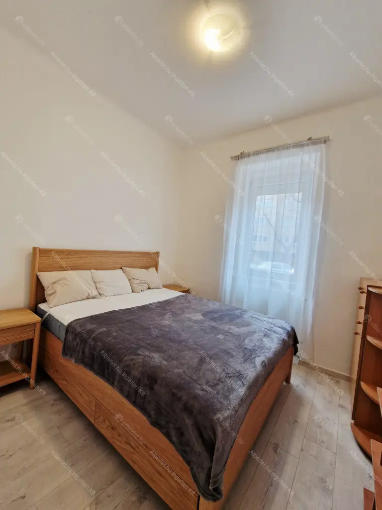 Kiadó albérlet 270000 Ft/hó áron: Budapest, XI. kerület  Somogyi út. Mérete: 45 nm, 1 szobás | Alberlet.hu - 6700495