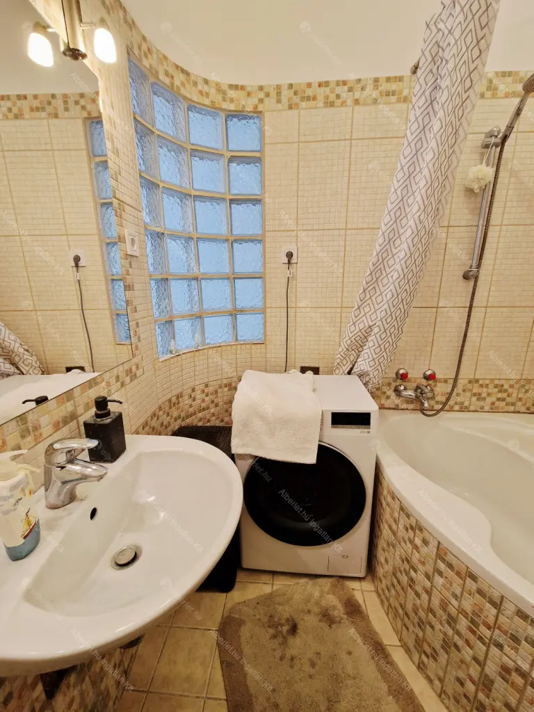 Kiadó albérlet 270000 Ft/hó áron: Budapest, XI. kerület  Somogyi út. Mérete: 45 nm, 1 szobás | Alberlet.hu - 6700502