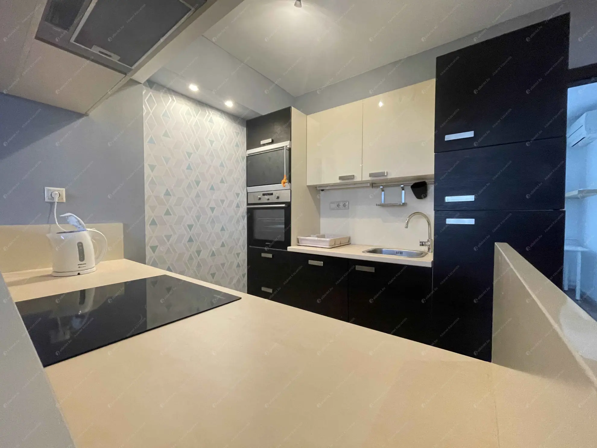 Kiadó albérlet 330000 Ft/hó áron: Budapest, XI. kerület  Szerémi sor. Mérete: 54 nm, 1 szobás | Alberlet.hu - 6586756