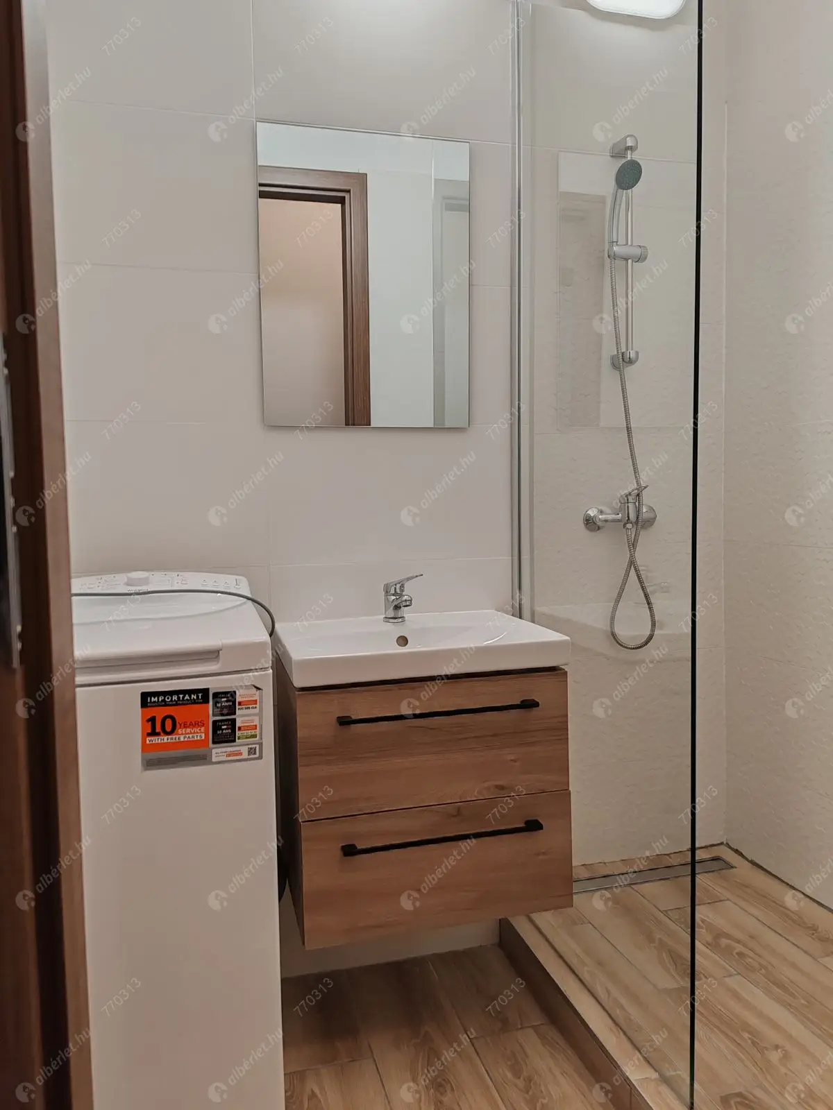 Kiadó albérlet 260000 Ft/hó áron: Budapest, XI. kerület  Szerémi út. Mérete: 44 nm, 1 szobás | Alberlet.hu - 6570388