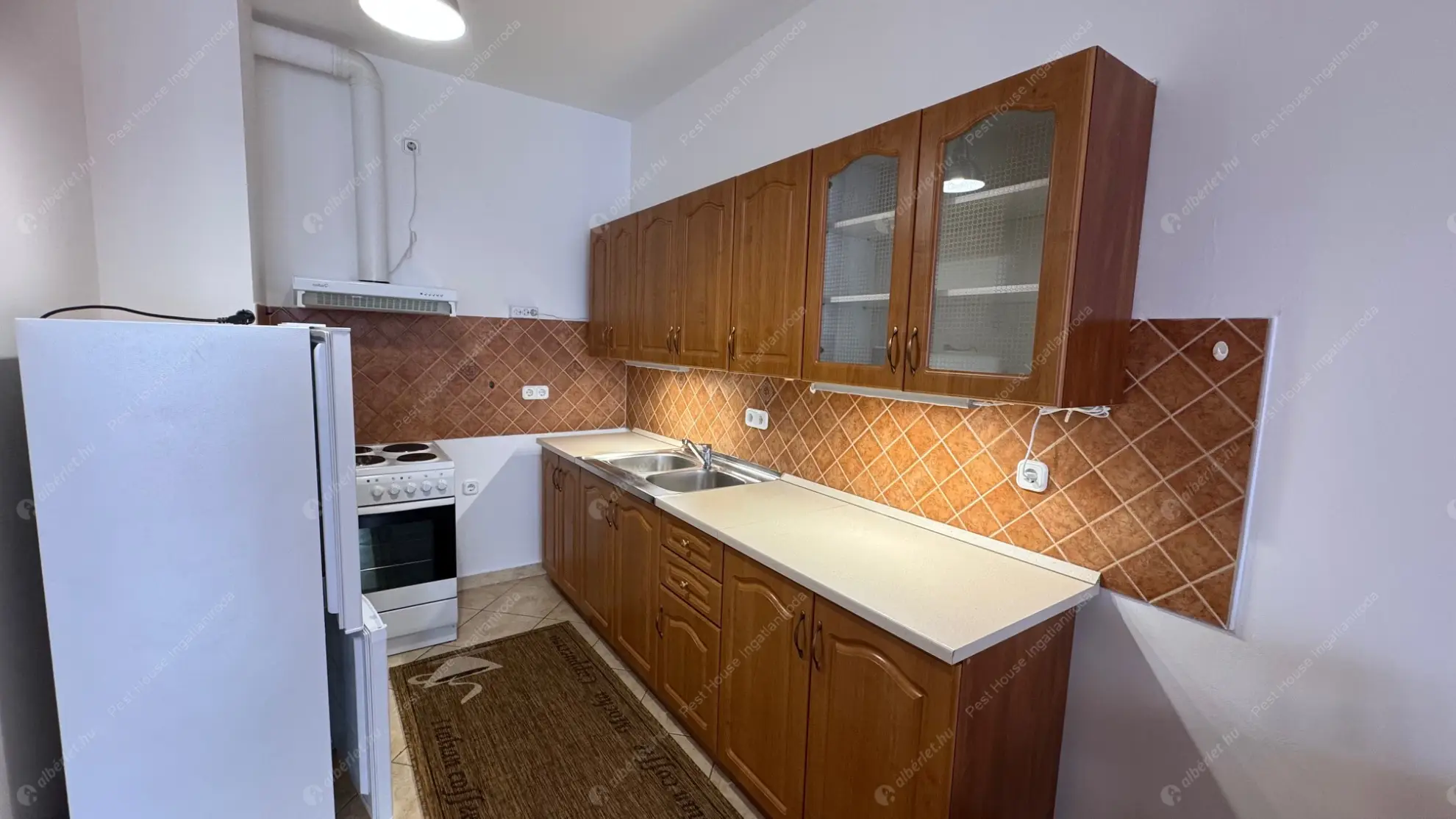 Kiadó albérlet 250000 Ft/hó áron: Budapest, XI. kerület  Szerémi út. Mérete: 55 nm, 2 szobás | Alberlet.hu - 6604144