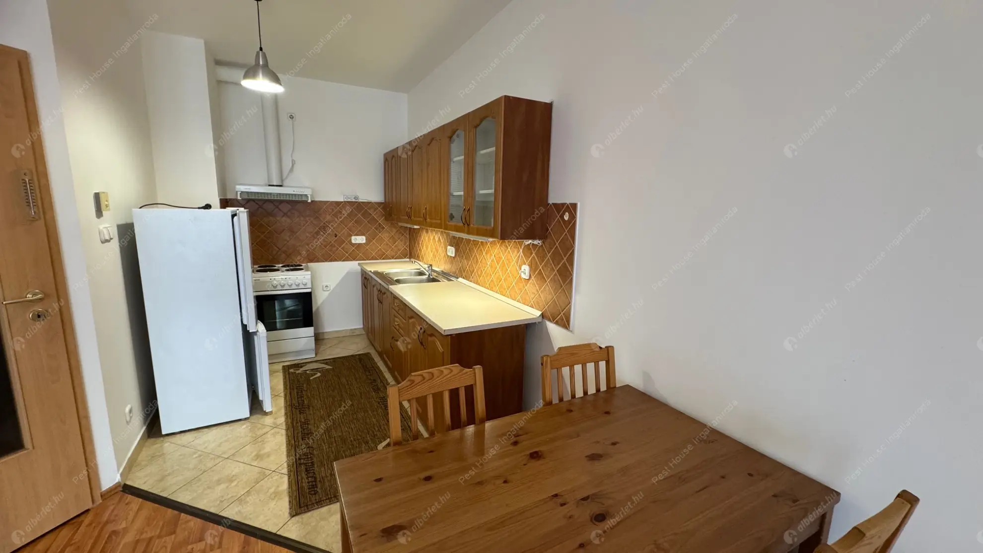 Kiadó albérlet 250000 Ft/hó áron: Budapest, XI. kerület  Szerémi út. Mérete: 55 nm, 2 szobás | Alberlet.hu - 6604148