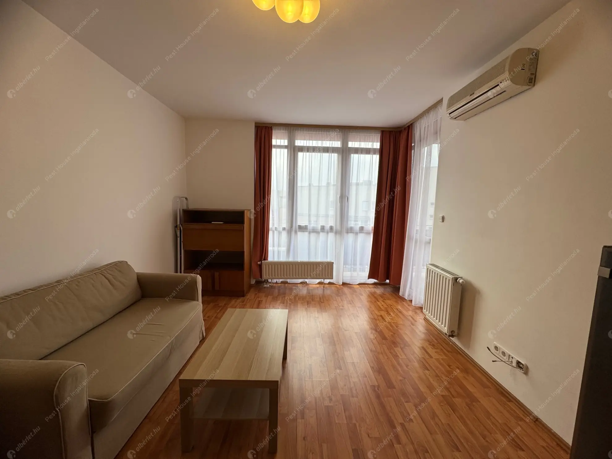 Kiadó albérlet 250000 Ft/hó áron: Budapest, XI. kerület  Szerémi út. Mérete: 55 nm, 2 szobás | Alberlet.hu - 6604150