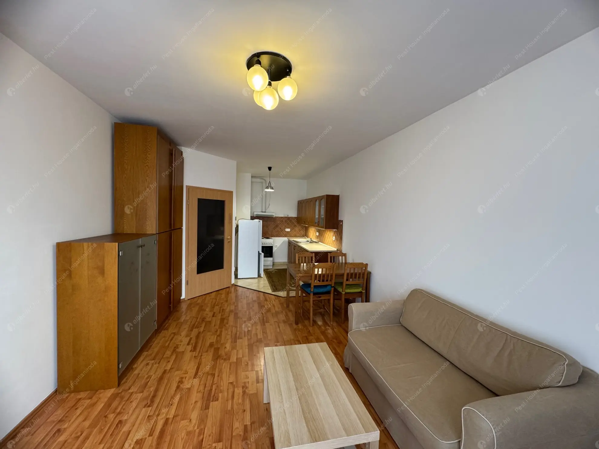 Kiadó albérlet 250000 Ft/hó áron: Budapest, XI. kerület  Szerémi út. Mérete: 55 nm, 2 szobás | Alberlet.hu - 6604153