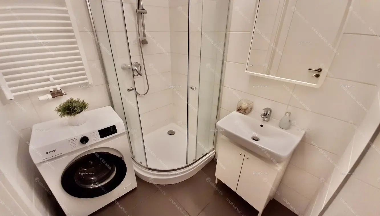 Kiadó albérlet 260000 Ft/hó áron: Budapest, XI. kerület  szerenád utca  . Mérete: 30 nm, 1 szobás | Alberlet.hu - 6647544