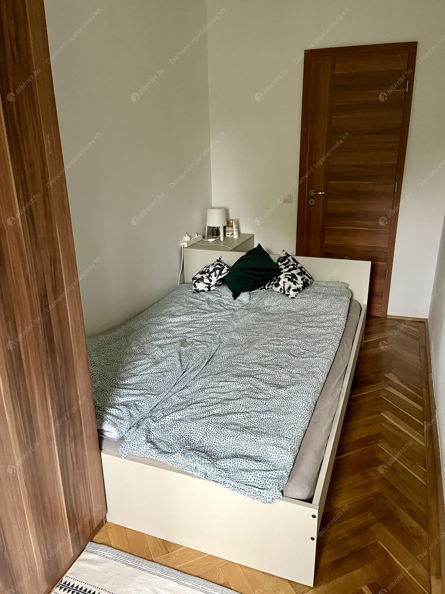 Kiadó albérlet 265000 Ft/hó áron: Budapest, XI. kerület  Szirtes . Mérete: 44 nm, 1 szobás | Alberlet.hu - 6496945