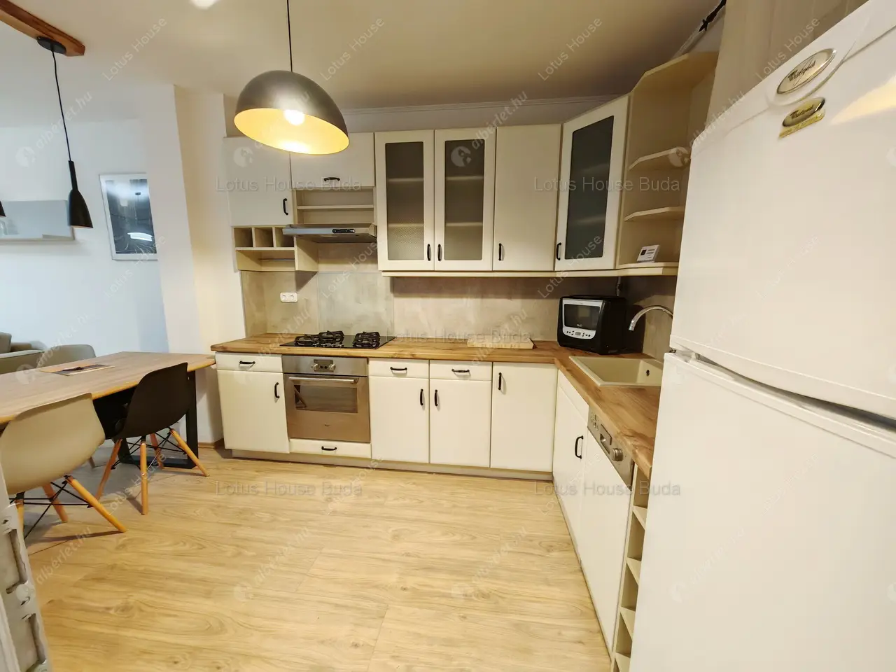 Kiadó albérlet 290000 Ft/hó áron: Budapest, XI. kerület  Sztregova utca. Mérete: 46 nm, 2 szobás | Alberlet.hu - 6575778