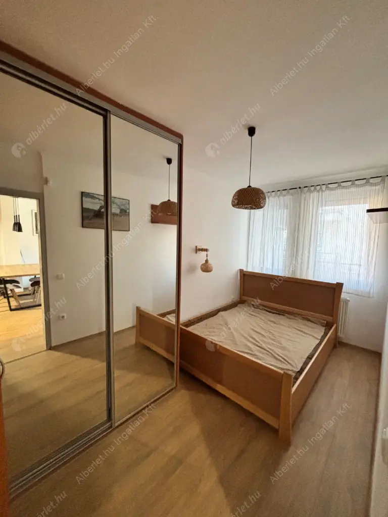 Kiadó albérlet 330000 Ft/hó áron: Budapest, XI. kerület  Sztregova utca. Mérete: 50 nm, 2 szobás | Alberlet.hu - 6570314