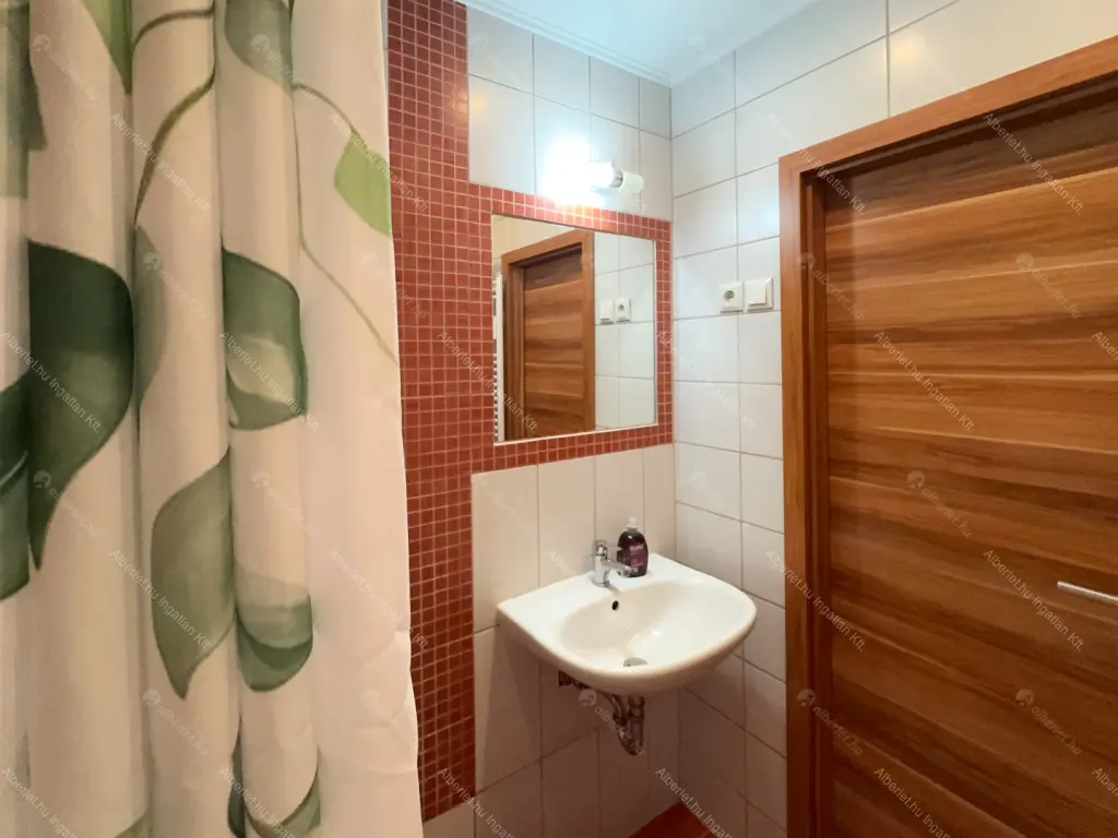 Kiadó albérlet 330000 Ft/hó áron: Budapest, XI. kerület  Tétényi út. Mérete: 68 nm, 3 szobás | Alberlet.hu - 6674451