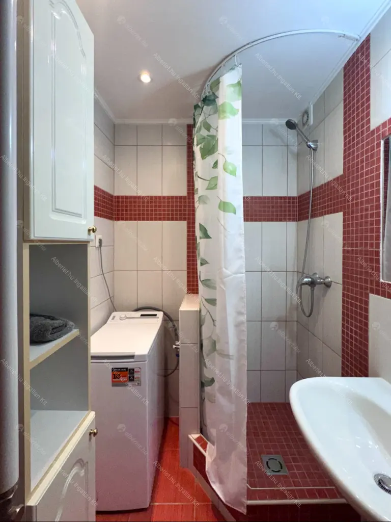 Kiadó albérlet 330000 Ft/hó áron: Budapest, XI. kerület  Tétényi út. Mérete: 68 nm, 3 szobás | Alberlet.hu - 6674452