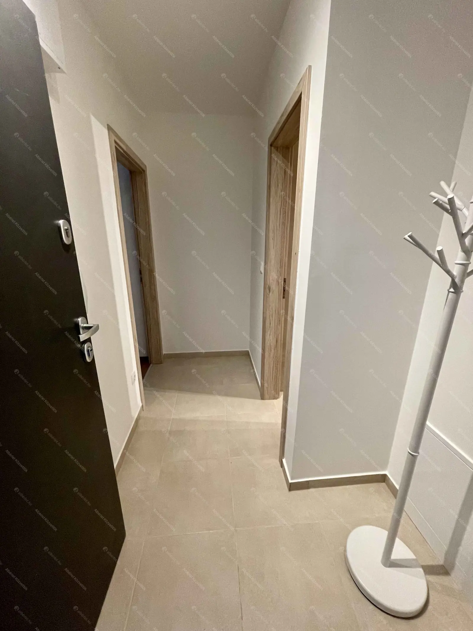 Kiadó albérlet 250000 Ft/hó áron: Budapest, XI. kerület  Törökverő út. Mérete: 34 nm, 1 szobás | Alberlet.hu - 6697917