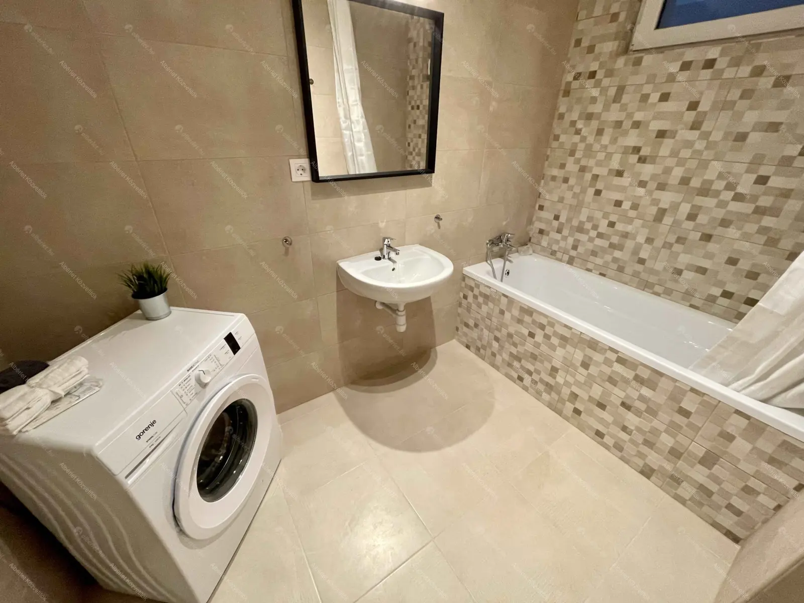 Kiadó albérlet 250000 Ft/hó áron: Budapest, XI. kerület  Törökverő út. Mérete: 34 nm, 1 szobás | Alberlet.hu - 6697920