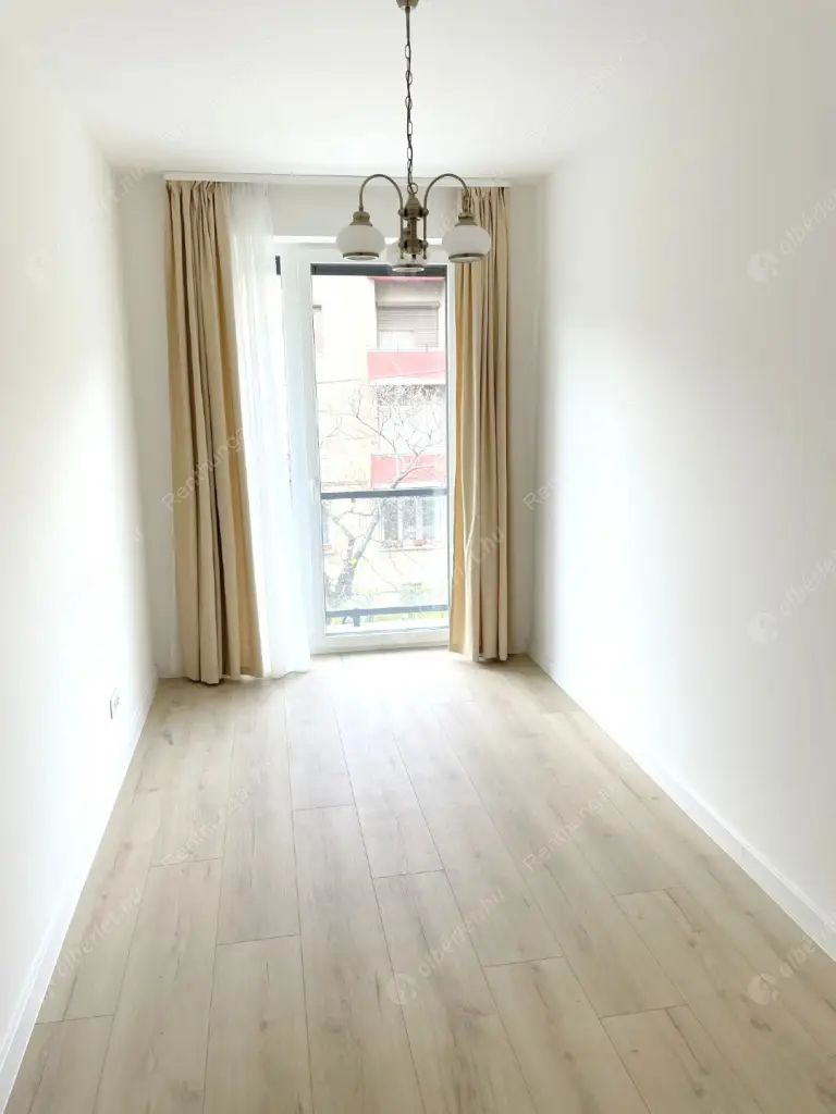 Kiadó albérlet 500000 Ft/hó áron: Budapest, XI. kerület  Ulászló utca. Mérete: 100 nm, 4 szobás | Alberlet.hu - 5997428