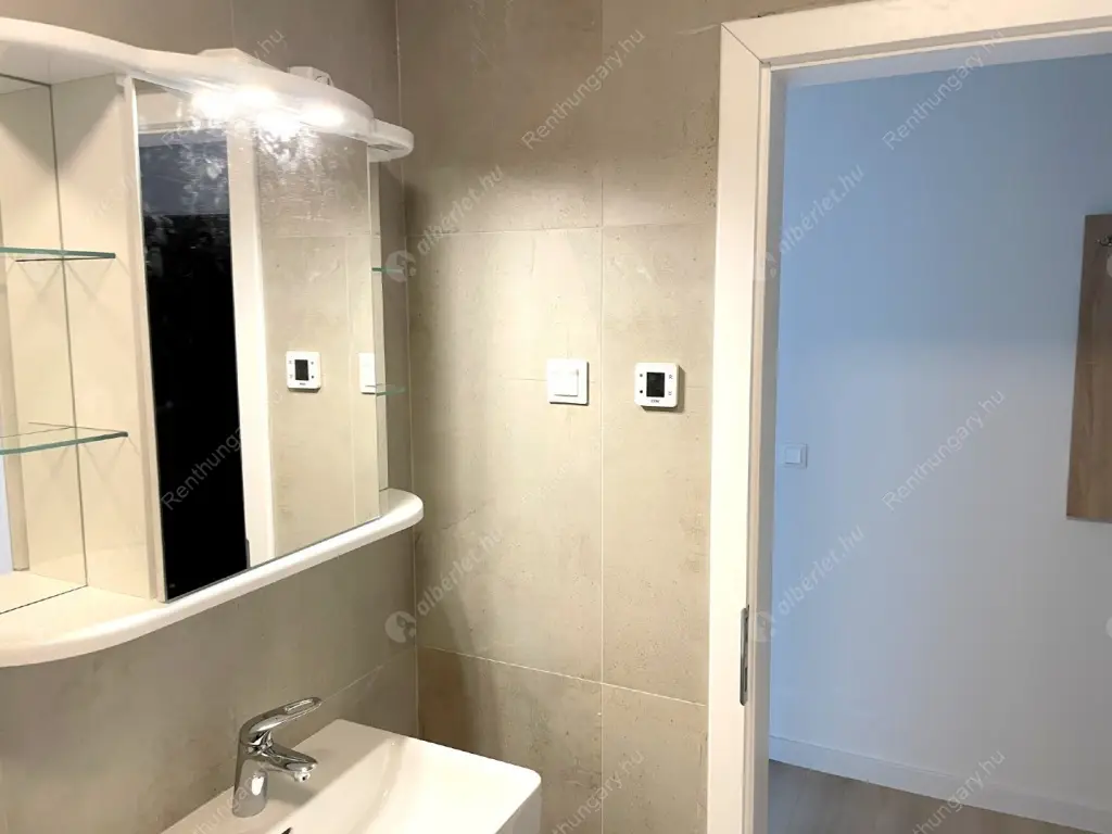 Kiadó albérlet 500000 Ft/hó áron: Budapest, XI. kerület  Ulászló utca. Mérete: 100 nm, 4 szobás | Alberlet.hu - 5997434