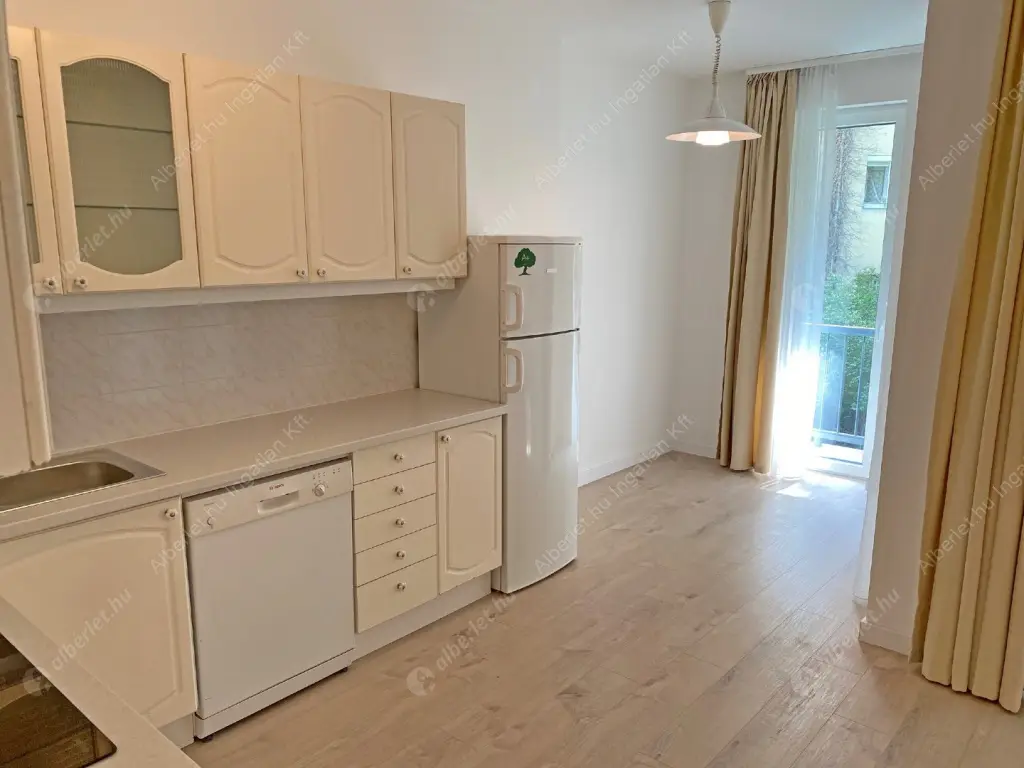 Kiadó albérlet 500000 Ft/hó áron: Budapest, XI. kerület  Ulászló utca. Mérete: 100 nm, 4 szobás | Alberlet.hu - 6552471