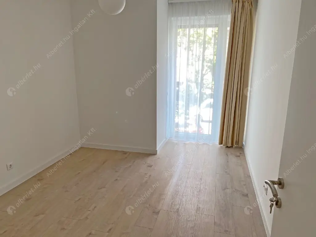 Kiadó albérlet 500000 Ft/hó áron: Budapest, XI. kerület  Ulászló utca. Mérete: 100 nm, 4 szobás | Alberlet.hu - 6552486