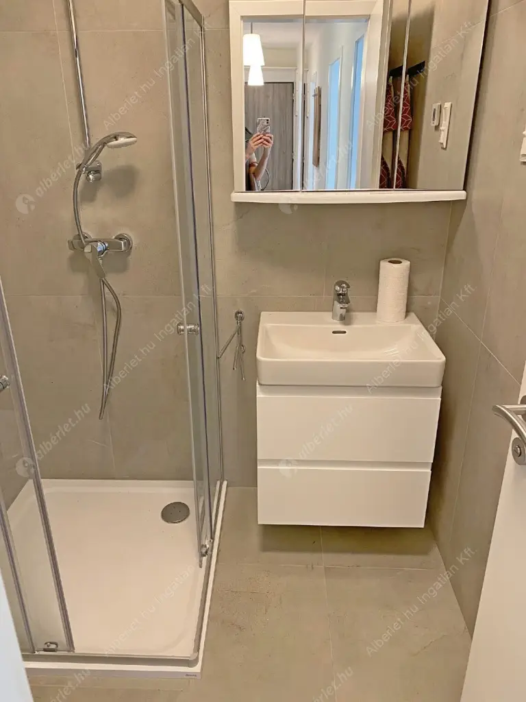 Kiadó albérlet 500000 Ft/hó áron: Budapest, XI. kerület  Ulászló utca. Mérete: 100 nm, 4 szobás | Alberlet.hu - 6552492