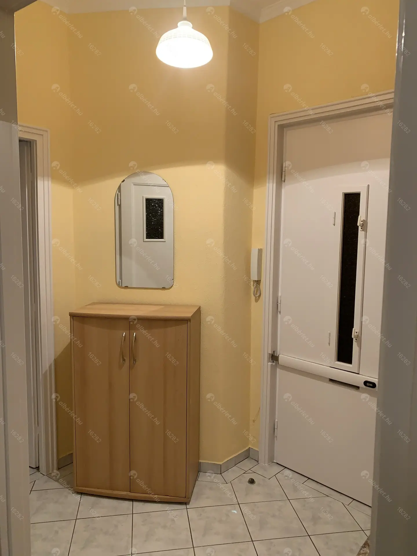 Kiadó albérlet 230000 Ft/hó áron: Budapest, XI. kerület  Ulászló utca. Mérete: 55 nm, 2 szobás | Alberlet.hu - 6542158