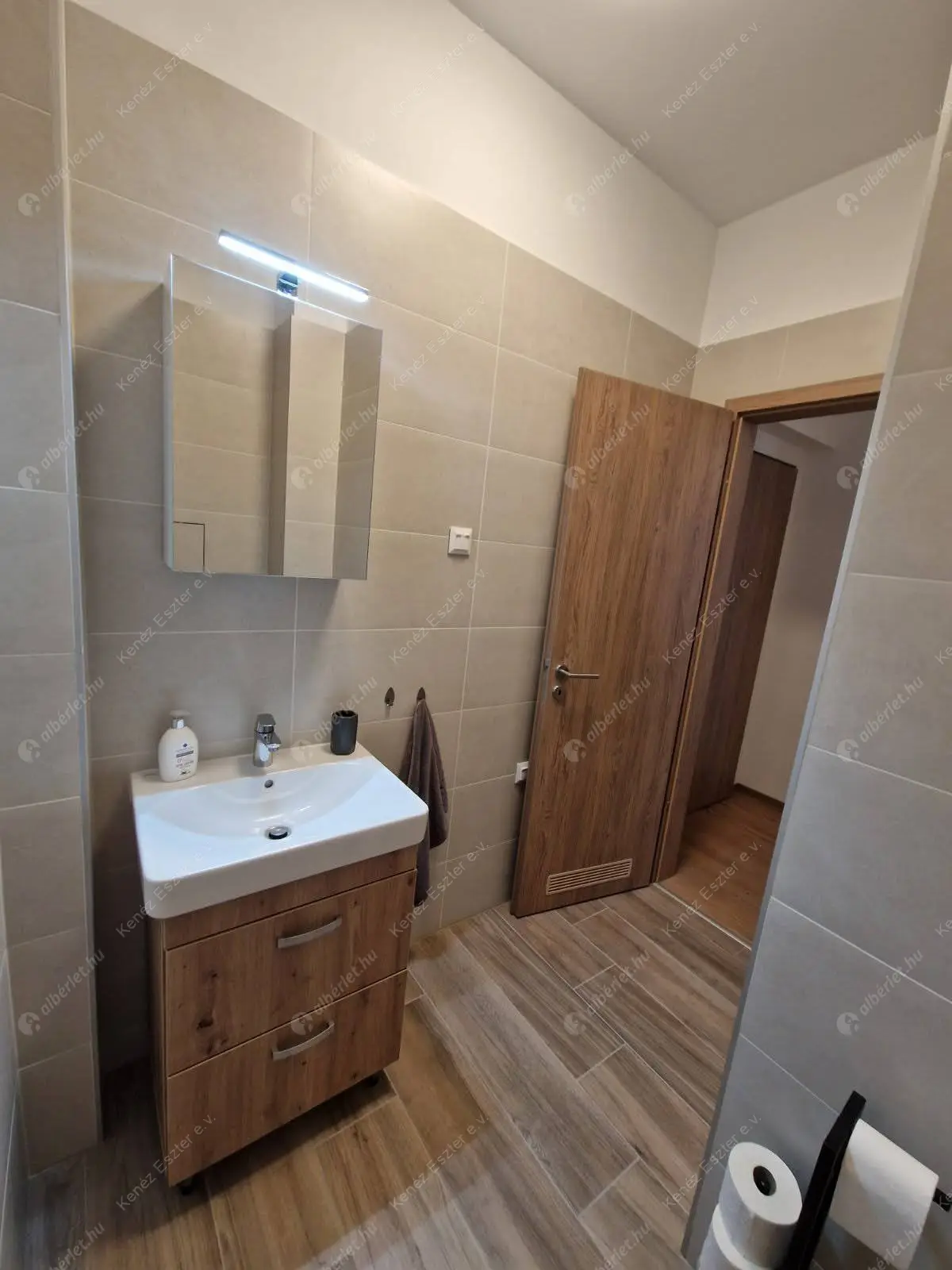 Kiadó albérlet 330000 Ft/hó áron: Budapest, XI. kerület  Vahot utca. Mérete: 51 nm, 2 szobás | Alberlet.hu - 6553556