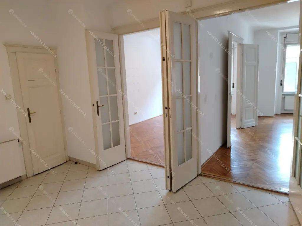 Kiadó albérlet 400000 Ft/hó áron: Budapest, XI. kerület  Vak Bottyán utca. Mérete: 110 nm, 3 szobás | Alberlet.hu - 6673867