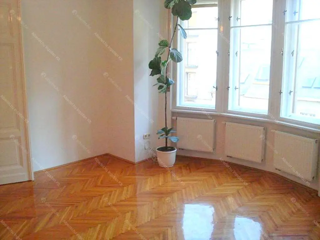 Kiadó albérlet 400000 Ft/hó áron: Budapest, XI. kerület  Vak Bottyán utca. Mérete: 110 nm, 3 szobás | Alberlet.hu - 6673875