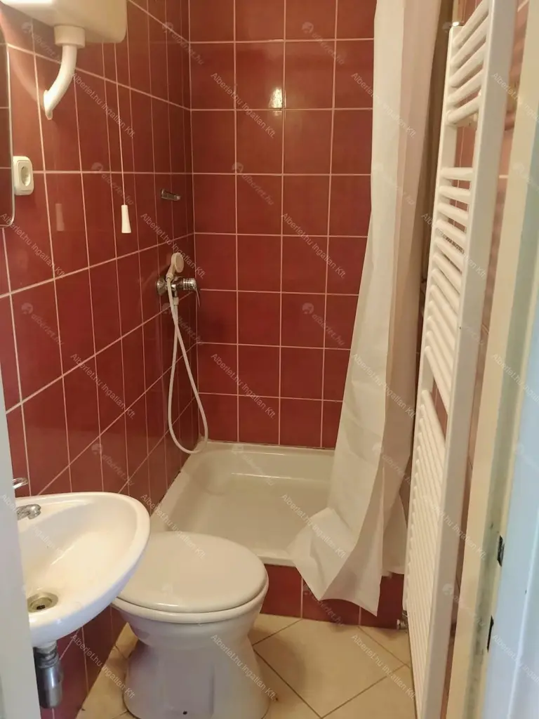 Kiadó albérlet 400000 Ft/hó áron: Budapest, XI. kerület  Vak Bottyán utca. Mérete: 110 nm, 3 szobás | Alberlet.hu - 6673881