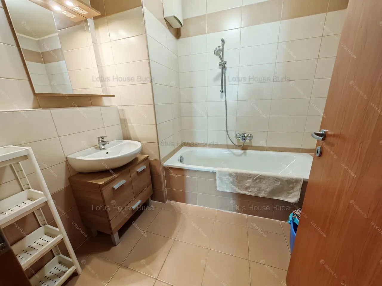 Kiadó albérlet 330000 Ft/hó áron: Budapest, XI. kerület  Váli utca. Mérete: 52 nm, 2 szobás | Alberlet.hu - 6669569