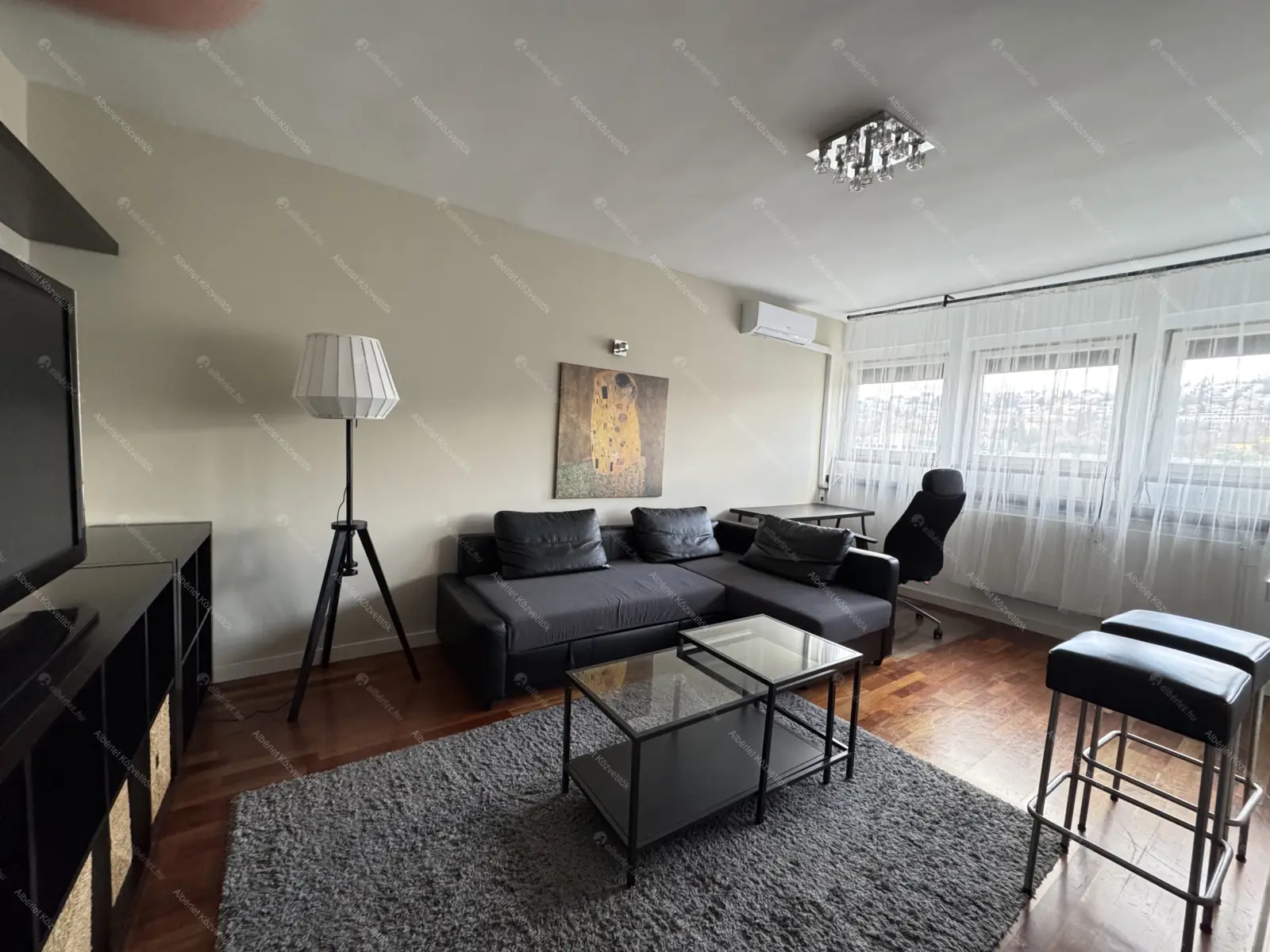 Kiadó albérlet 240000 Ft/hó áron: Budapest, XI. kerület  Villányi út. Mérete: 46 nm, 2 szobás | Alberlet.hu - 6656984