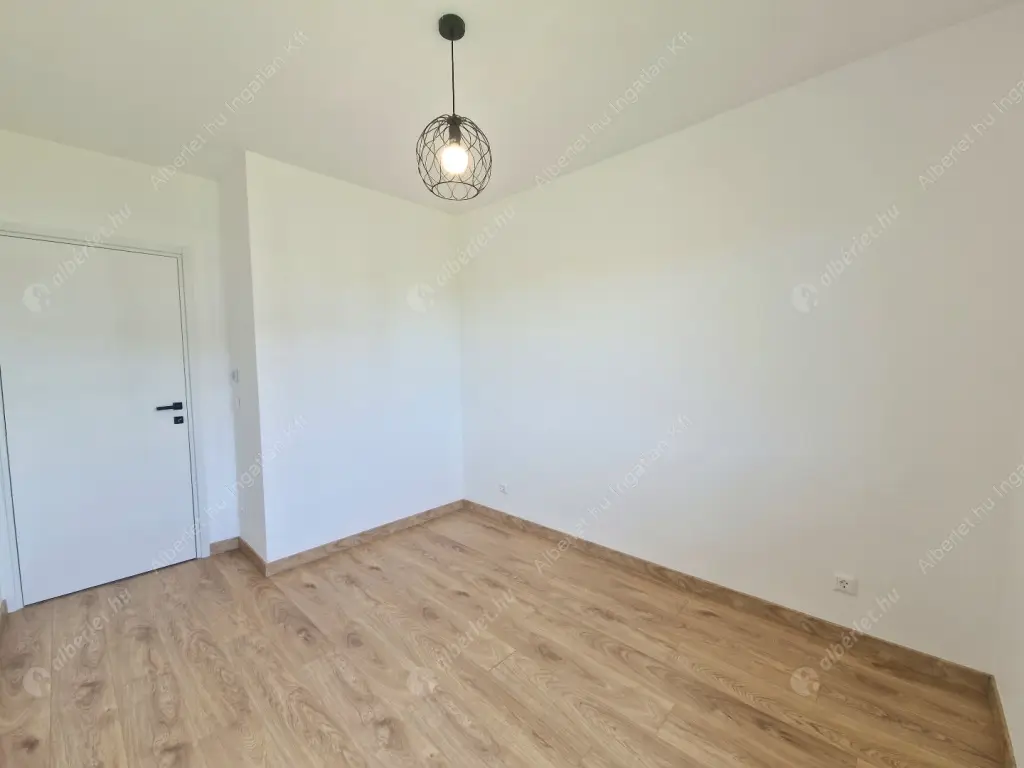 Kiadó albérlet 580000 Ft/hó áron: Budapest, XI. kerület  Virágkertész út. Mérete: 87 nm, 4 szobás | Alberlet.hu - 6593913