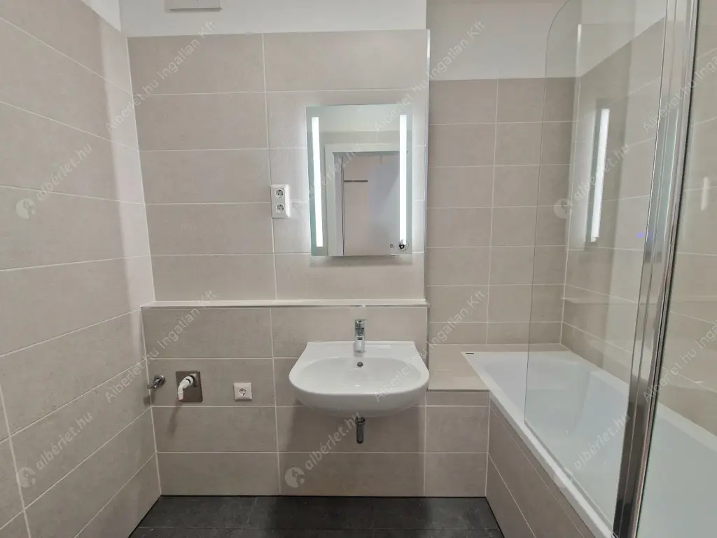 Kiadó albérlet 580000 Ft/hó áron: Budapest, XI. kerület  Virágkertész út. Mérete: 87 nm, 4 szobás | Alberlet.hu - 6593914