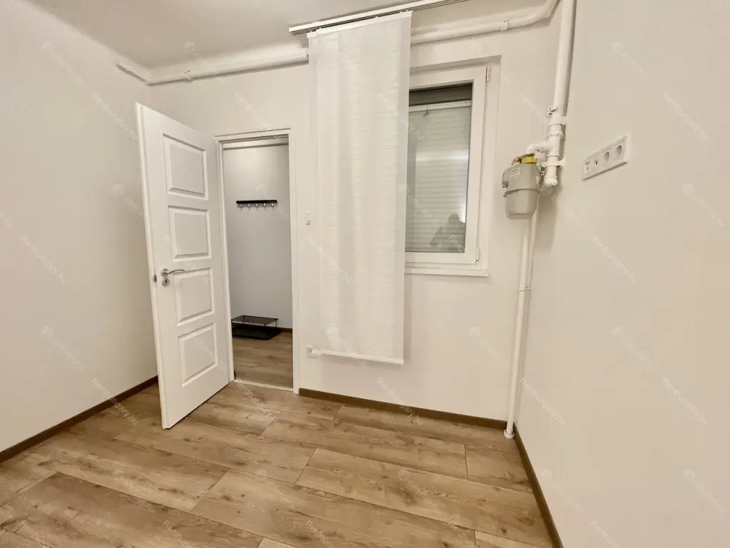 Kiadó albérlet 245000 Ft/hó áron: Budapest, XI. kerület  Zsombolyai utca. Mérete: 40 nm, 1 szobás | Alberlet.hu - 5674273