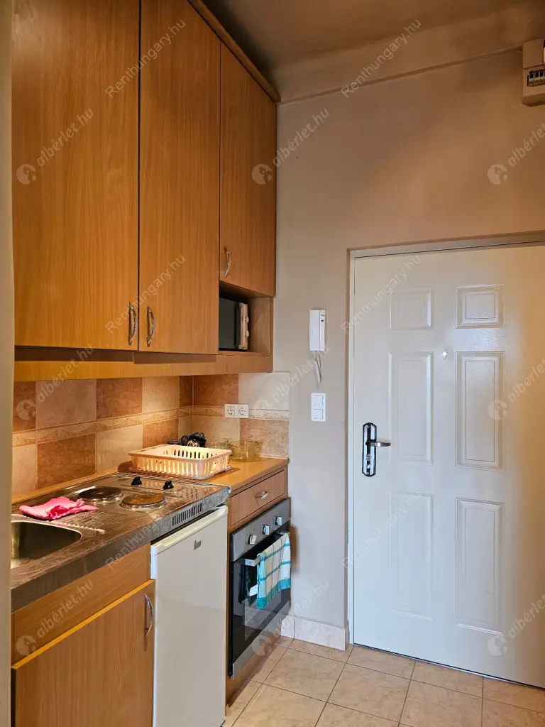 Kiadó albérlet 180000 Ft/hó áron: Budapest, XII. kerület  Agancs út. Mérete: 30 nm, 1 szobás | Alberlet.hu - 6587594