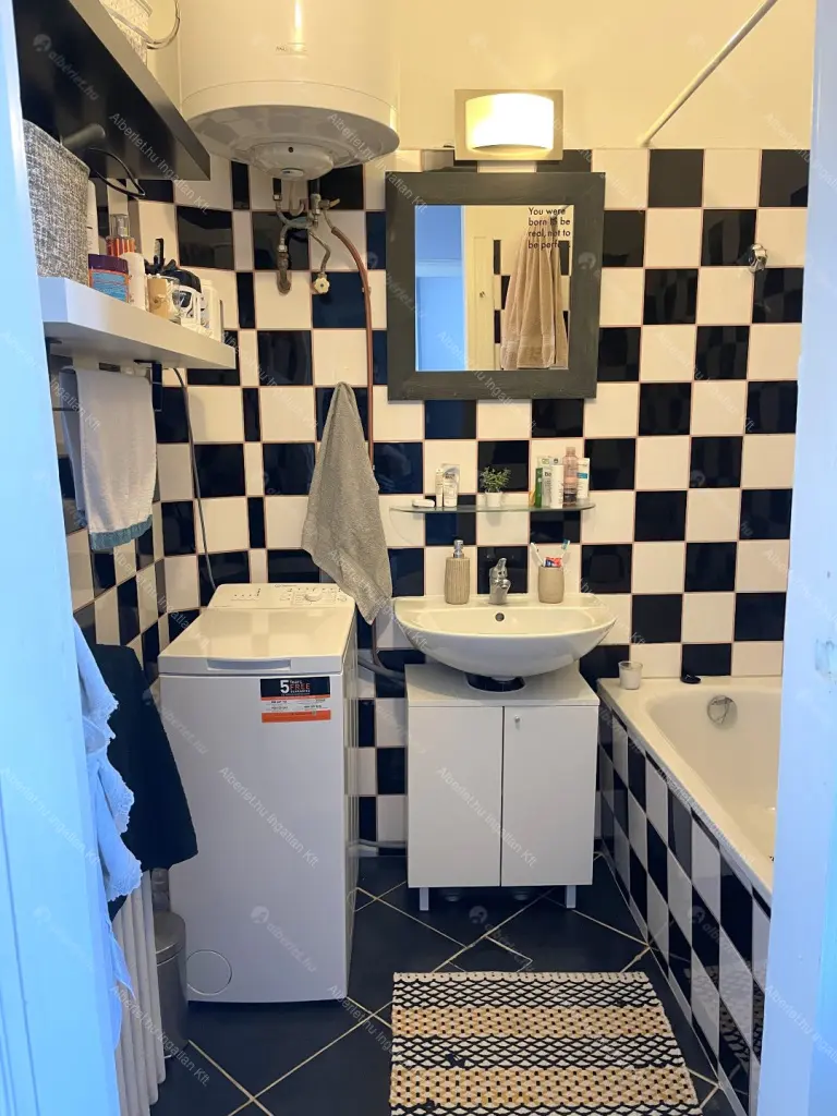 Kiadó albérlet 320000 Ft/hó áron: Budapest, XII. kerület  Alkotás utca. Mérete: 74 nm, 2 szobás | Alberlet.hu - 6668845