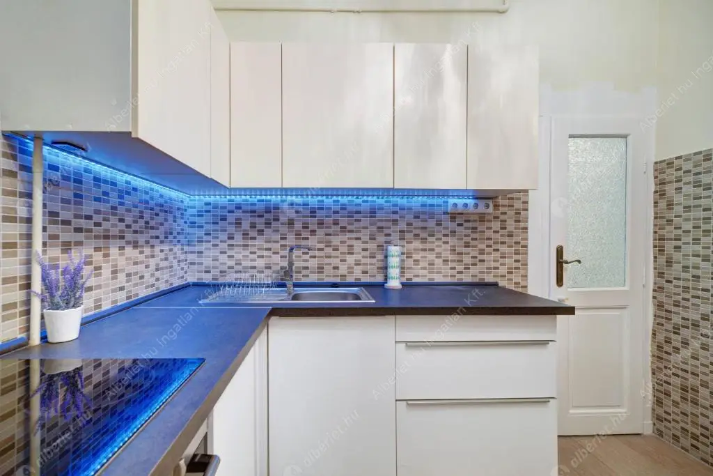 Kiadó albérlet 425000 Ft/hó áron: Budapest, XII. kerület  Alkotás utca. Mérete: 90 nm, 2 szobás | Alberlet.hu - 6590930