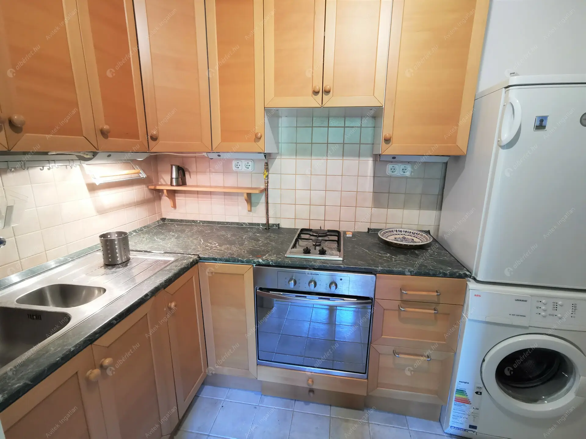 Kiadó albérlet 220000 Ft/hó áron: Budapest, XII. kerület  Alma u. . Mérete: 42 nm, 1 szobás | Alberlet.hu - 6231919