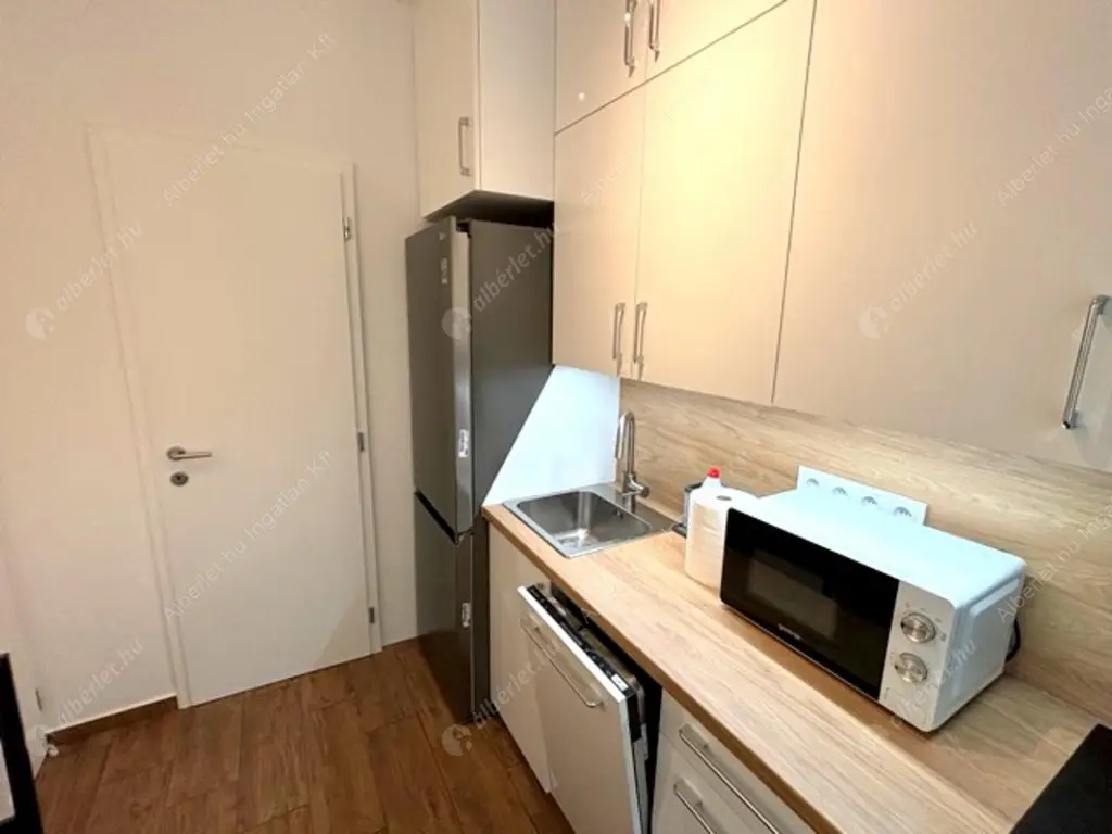 Kiadó albérlet 285000 Ft/hó áron: Budapest, XII. kerület  Bíró utca. Mérete: 56 nm, 1 szobás | Alberlet.hu - 6620097