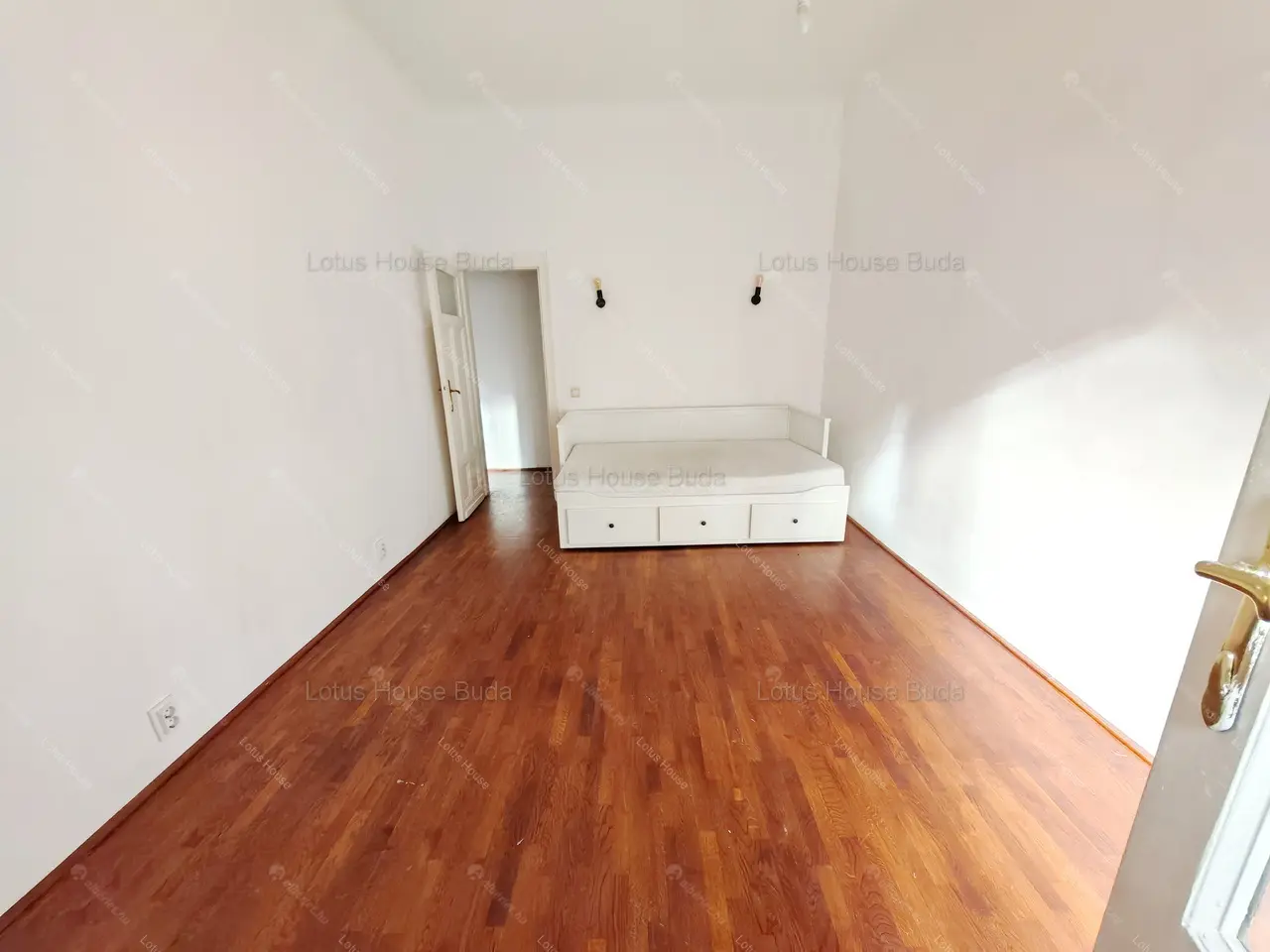 Kiadó albérlet 380000 Ft/hó áron: Budapest, XII. kerület  Böszörményi út. Mérete: 107 nm, 3 szobás | Alberlet.hu - 6667657